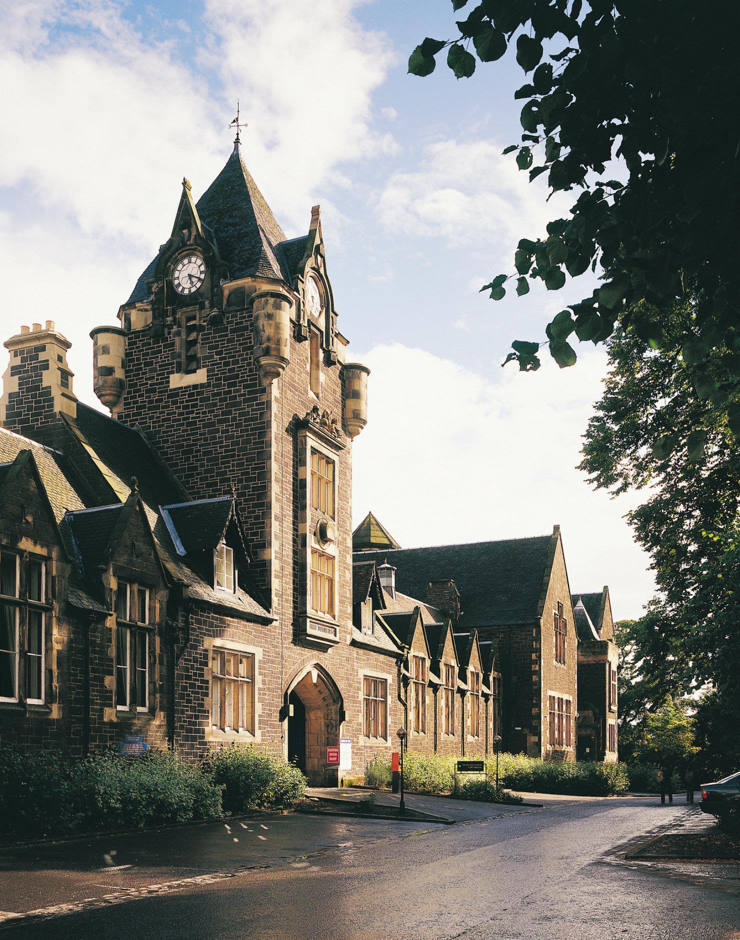 Stirling Highland Hotel- Part Of The Cairn Collection Kültér fotó